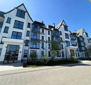 Фото 2. Трехкомнатная квартира, продажа. Зазимье