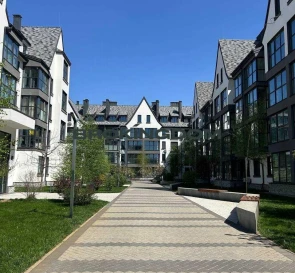 Фото 5. Трехкомнатная квартира, продажа. Зазимье