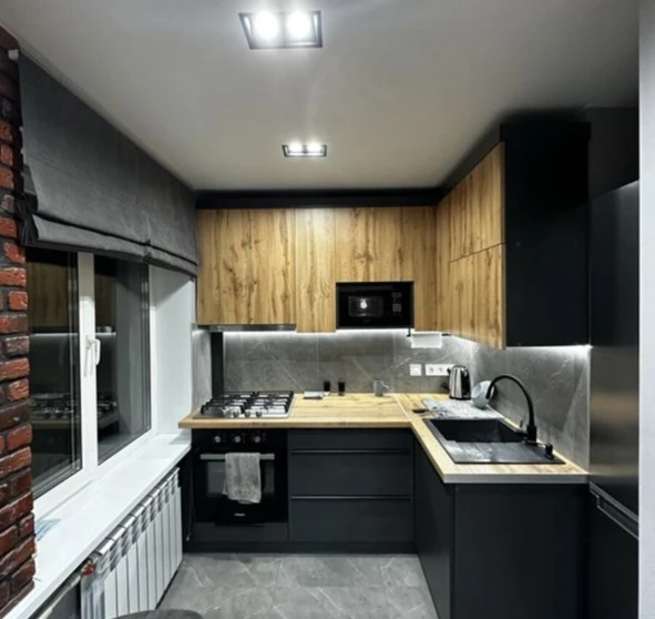 Foto 1. Tres Ambientes piso, en venta. Poltava Шевченковский (Октябрьский)