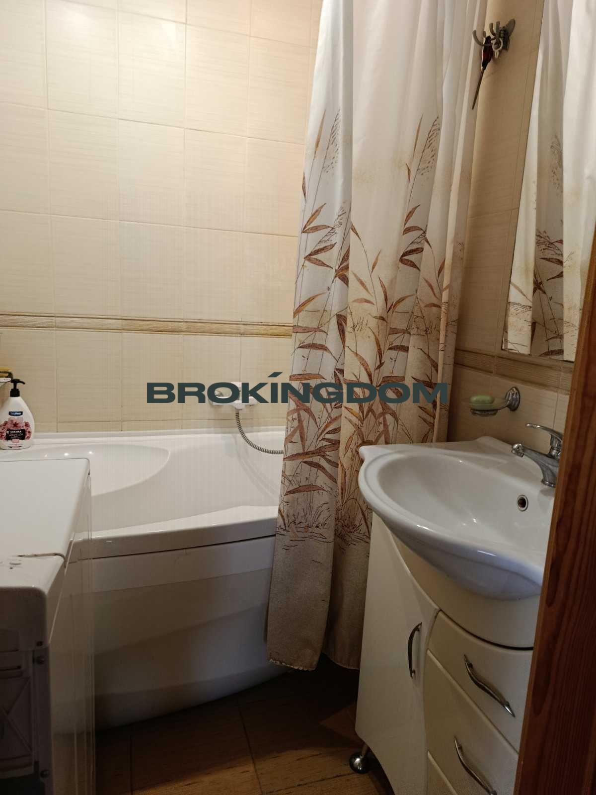 Photo Two-Room flat, for sale. Kyiv Дарницкий