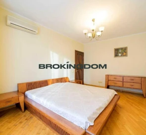 Фото 3. Трехкомнатная квартира, продажа. Киев Шевченковский