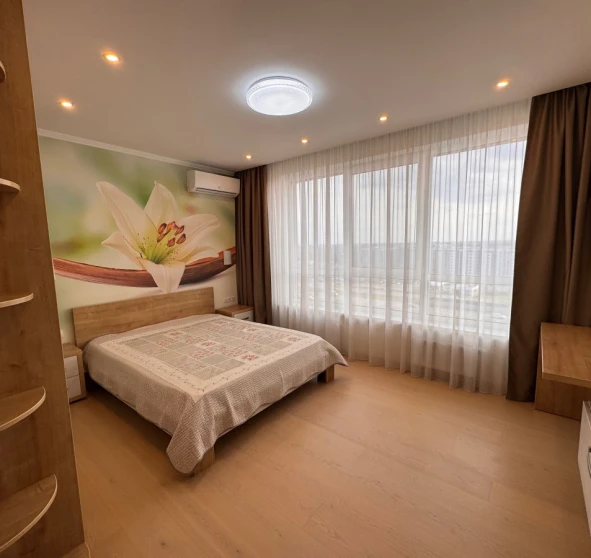 Foto 1. Dos Ambientes piso, para alquilar. Kyiv Дарницкий