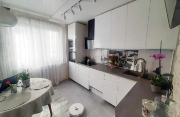 Фото Двухкомнатная квартира, продажа. Киев Голосеевский
