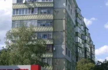 Foto Tres Ambientes piso, en venta. Poltava Киевский