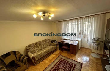 Фото Трикімнатна квартира, продаж. Гатне