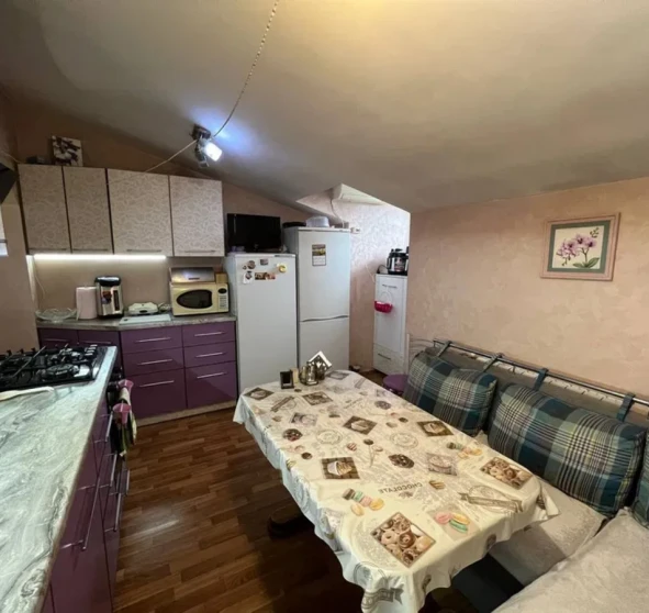 Foto 1. Cuatro Ambientes piso, en venta. Poltava Шевченковский (Октябрьский)