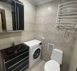 Foto 4. Tres Ambientes piso, en venta. Poltava Шевченковский (Октябрьский)