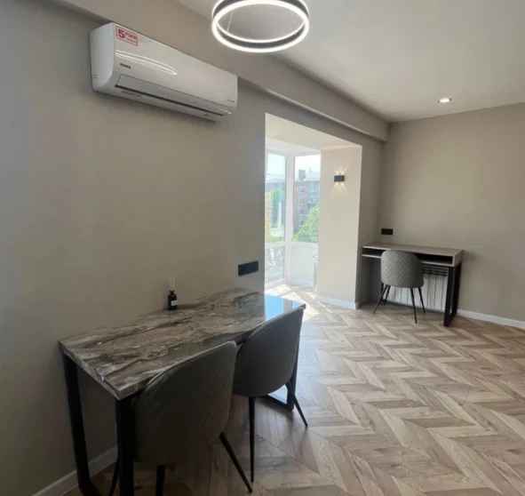 Photo 1. One-Room flat, for sale. Poltava Шевченковский (Октябрьский)