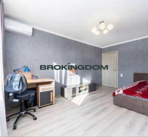 Фото 4. Трехкомнатная квартира, продажа. Киев Днепровский