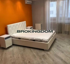 Фото 4. Трехкомнатная квартира, продажа. Киев Святошинский
