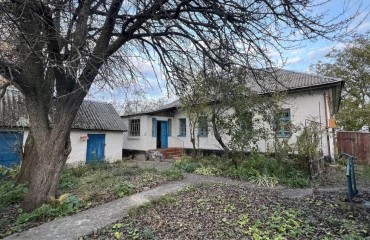 Photo House, for sale. Kniazhychi