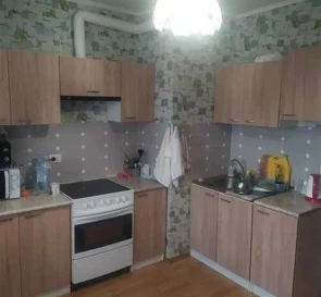 Foto 2. Tres Ambientes piso, en venta. Kyiv Дарницкий район, Pozniaky