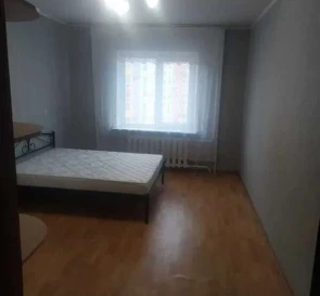 Foto 5. Tres Ambientes piso, en venta. Kyiv Дарницкий район, Pozniaky