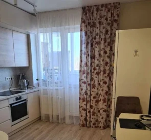Zdjęcie 4. Trzypokojowe mieszkanie, na sprzedaż. Kyiv Днепровский район, Darnytsia