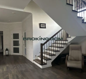 Foto 5. Casa, en venta. Krushynka