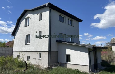 Photo House, for sale. Kyiv Дарницкий