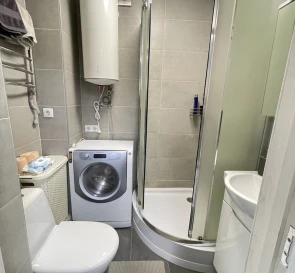 Фото 2. Однокімнатна квартира, продаж. Київ Святошинский