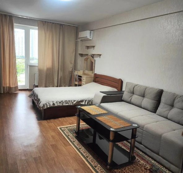 Photo 1. One-Room flat, to rent. Kyiv Голосеевский, Vasylkivska