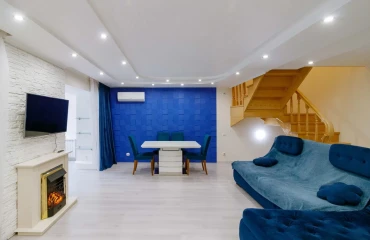 Фото Четырехкомнатная квартира, продаж. Київ Голосеевский