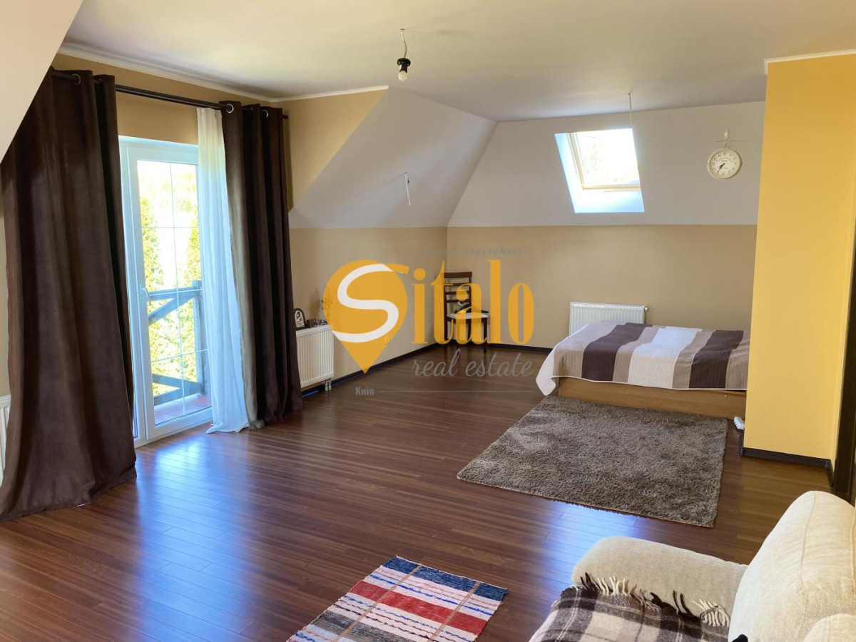 Foto Casa, para alquilar. Старые Безрадичи