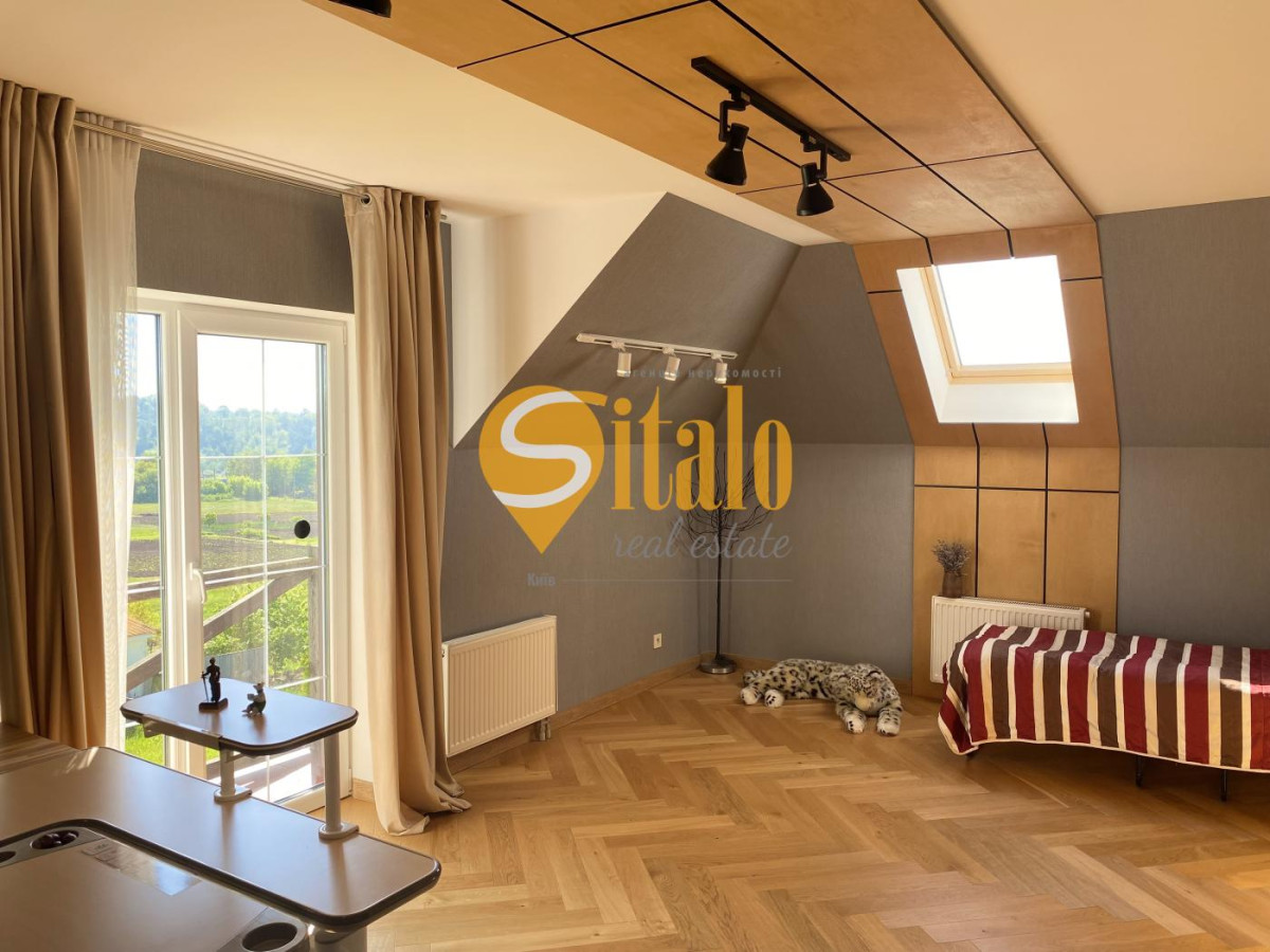Foto Casa, para alquilar. Старые Безрадичи