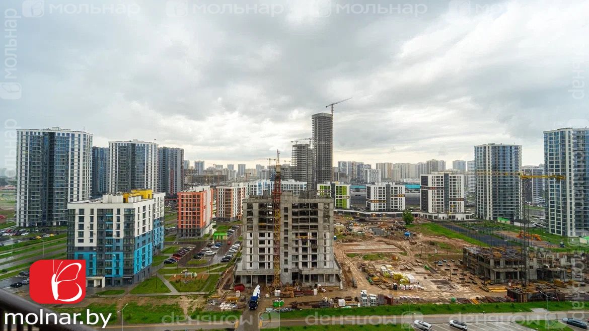 Fotografie Patru Camere apartament, de vânzare. Minsk Октябрьский