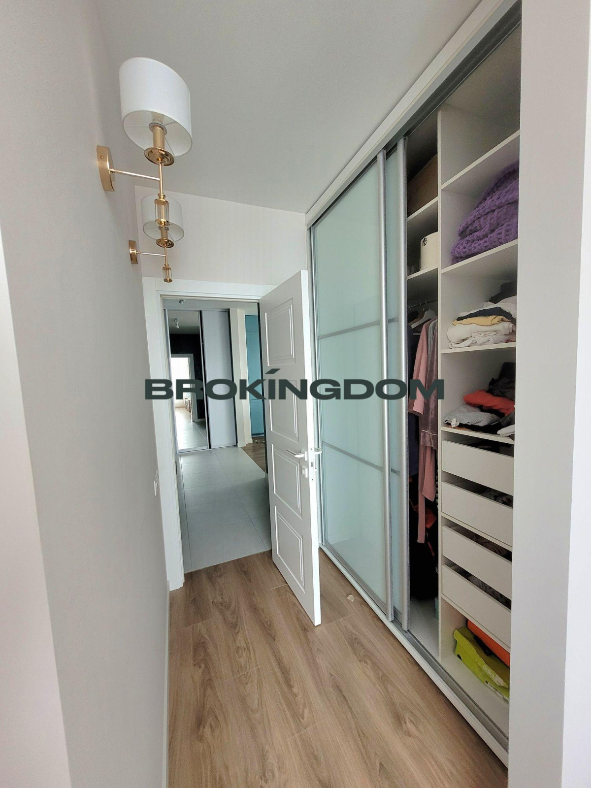 Foto Dos Ambientes piso, en venta. Kyiv Днепровский