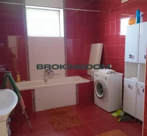 Foto 4. Casa, en venta. Sviatopetrivske