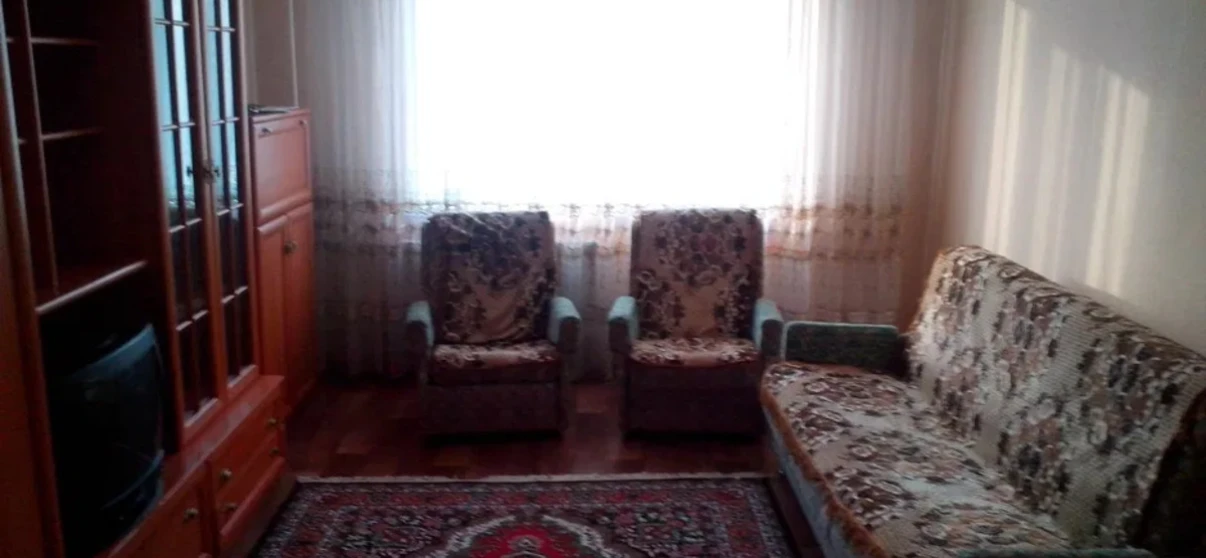 Foto Tres Ambientes piso, para alquilar. Poltava Киевский