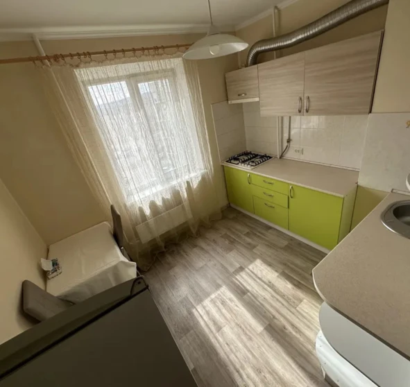 Foto 1. Monoambiente piso, para alquilar. Poltava Подольский