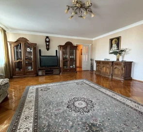 Fotografie 4. Trei Camere apartament, de închiriat. Cherkasy Кинотеатр Мир