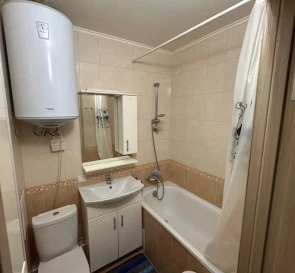 Фото 2. Однокімнатна квартира, продаж. Київ Голосеевский, Вокзальна