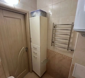 Фото 3. Однокімнатна квартира, продаж. Київ Голосеевский, Вокзальна