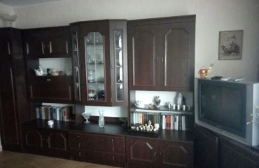 Foto Tres Ambientes piso, para alquilar. Poltava Шевченковский (Октябрьский)