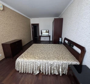 Zdjęcie 2. Trzypokojowe mieszkanie, do wynajęcia. Kyiv Дарницкий