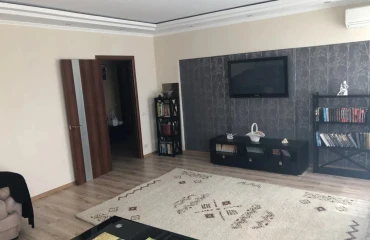 Photo Three-Room flat, for sale. Poltava Шевченковский (Октябрьский)