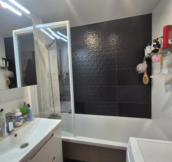 Photo 1. Four-Room flat, for sale. Poltava Подольский