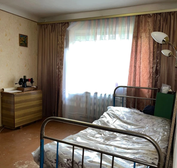 Фото 1. Однокімнатна квартира, продаж. Полтава Шевченковский (Октябрьский)