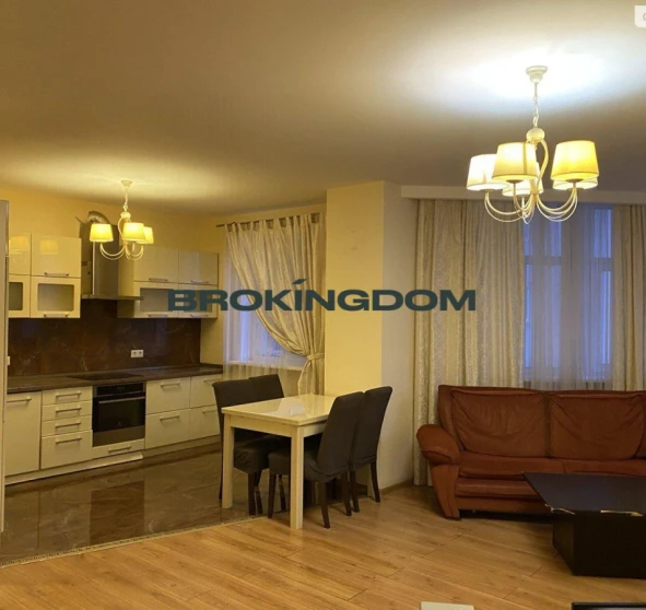Fotografie 1. Trei Camere apartament, de vânzare. Kyiv Соломенский