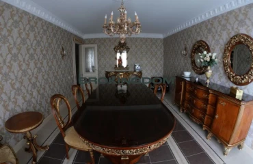 Фото Багатокімнатна квартира, продаж. Київ Печерский