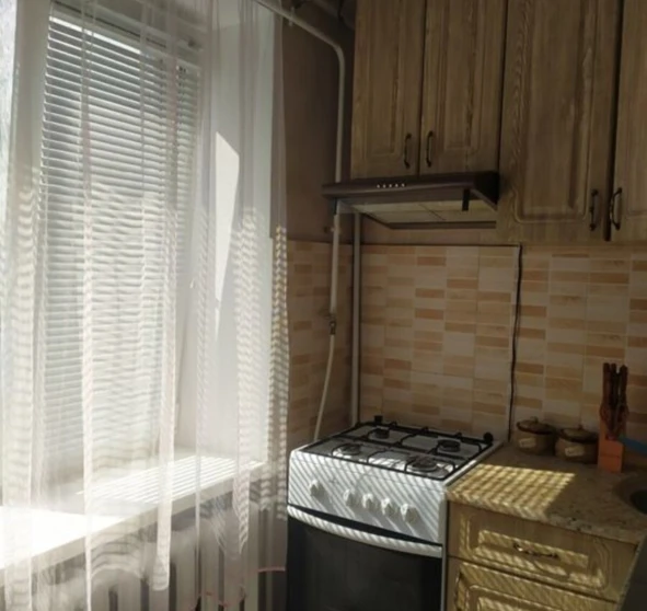 Photo 1. One-Room flat, to rent. Poltava Подольский