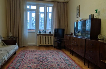 Фото Двокімнатна квартира, продаж. Київ Голосеевский, Виставковий центр