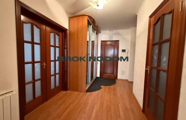 Fotografie Două Camere apartament, de vânzare. Kyiv Святошинский