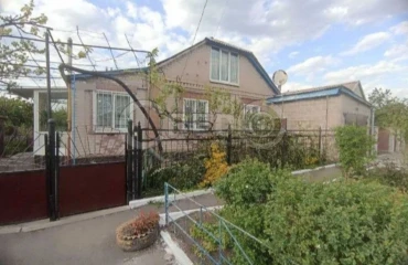Photo House, for sale. Kryvyi Rih Довгинцівський