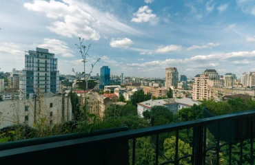 Фото Трехкомнатная квартира, продажа. Киев Голосеевский, Университет