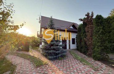 Photo House, for sale. Hnidyn