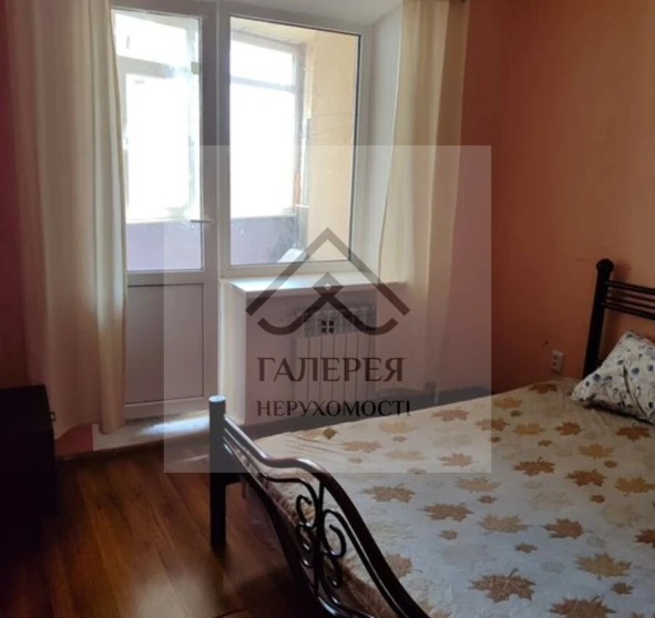 Фото 1. Трикімнатна квартира, продаж. Полтава Шевченковский (Октябрьский)