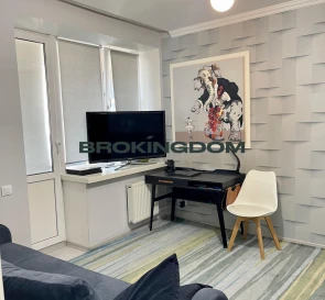 Photo 5. Four-Room flat, for sale. Chaiky