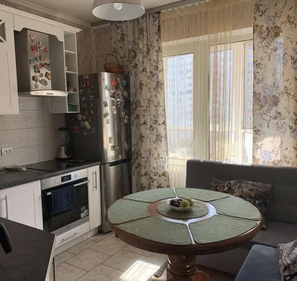 Fotografie 1. Garsonieră apartament, de închiriat. Kyiv Дарницкий район, Pozniaky