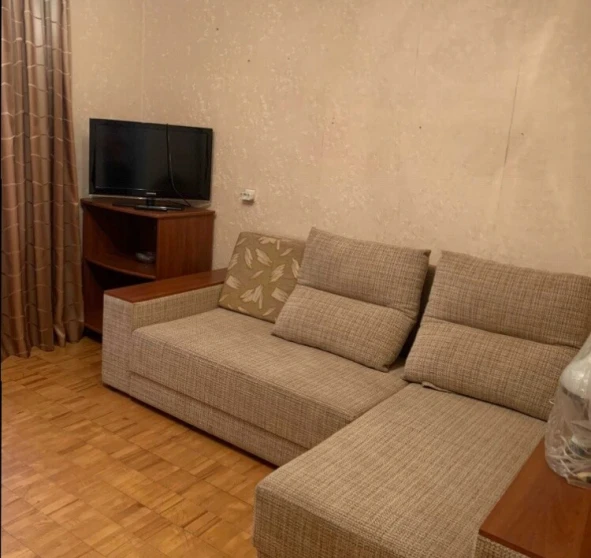 Photo 1. One-Room flat, to rent. Kyiv Дарницкий район, Kharkivska